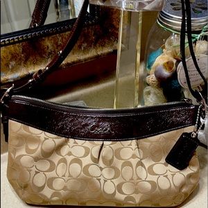 Original Coach Purse she’s a classic!!